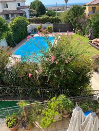 Villa con piscina per eventi compleanni