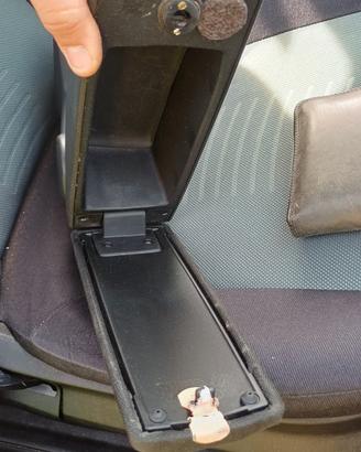 poggiolo bracciolo fiat punto