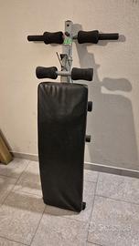 Panca per addominali.