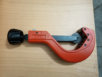 Taglia tubi professionale per tubi da 6 a 64mm