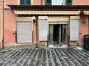 negozio-a-genova