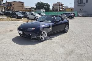 MAZDA MX-5 Roadster Coupé 1.8L Fire