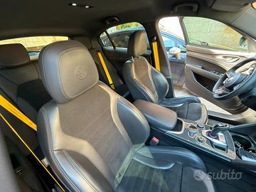 SEDILI PELLE-ALCANTARA STELVIO QUADRIFOGLIO