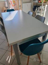 Tavolo da cucina 6 posti con piano in laminato