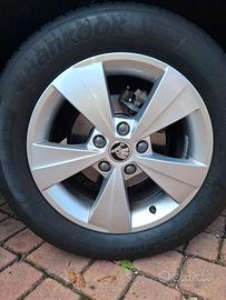 cerchi 16 + pneumatici  skoda