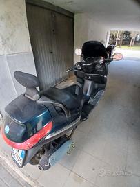 Scooter Piaggio x8 250 cc