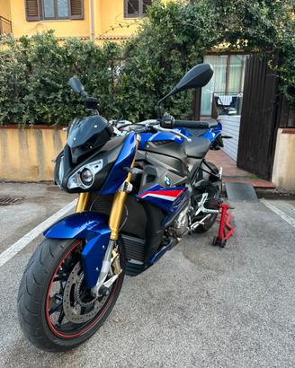bmw s1000r 2020