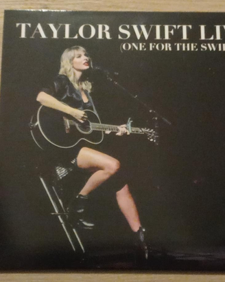 Taylor Swift – Taylor Swift Live (One For The Swif