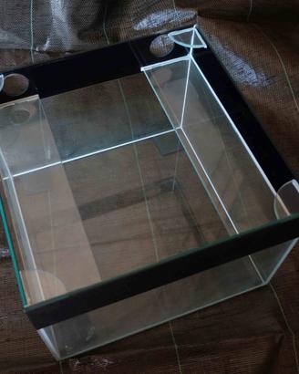 ACQUARIO IN VETRO 30x30x20 con POMPA