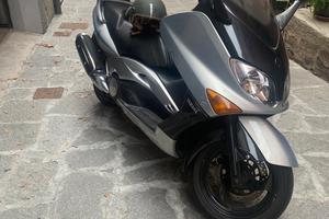 Yamaha TMAX 500 – 2002 – 31.182 km