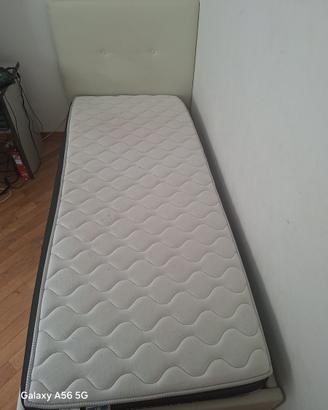 2 Letti singoli imbottiti con materassi – Completi