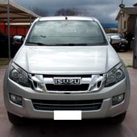 Isuzu D-Max 2.5 Space Cab Solar A/T 4WD