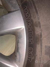 Cerchi in lega Volkswagen golf v