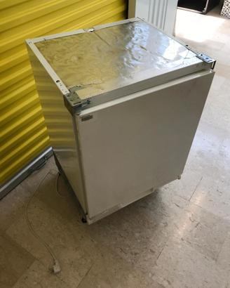 FRIGORIFERO SOTTOTOP "SMEG" DA INCASSO