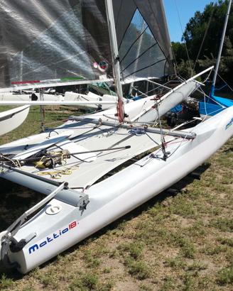 Catamarano Mattia Sport Italia F18