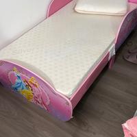 Lettino come nuovo 70*140 principesse