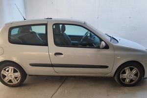 🚗 Renault Clio 1.5 dCi 74 kW – Diesel – Anno 2005