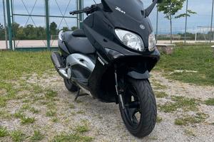 YAMAHA T-MAX 500
