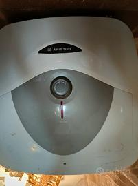 scaldabagno 30 litri Ariston 