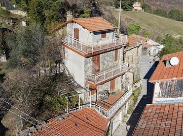 CASA INDIPENDENTE A MOLINI DI TRIORA