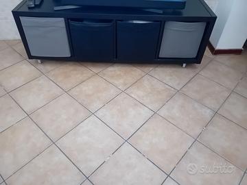 Mobile Lack ikea nero porta tv con rotelle