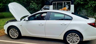 OPEL Insignia - 2013