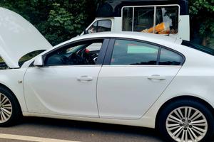 OPEL Insignia - 2013