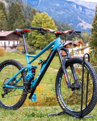 Cube stereo 140 hpc race muscolare