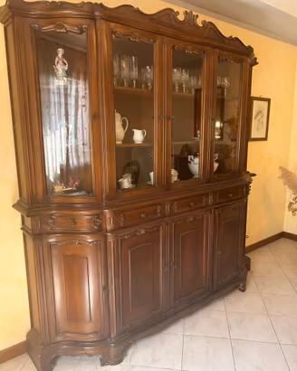 Mobile in legno