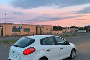 Fiat Bravo 1.9 120cv(88kw) adatto per NEOPATENTI