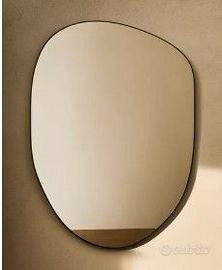 SPECCHIO /SPECCHIERA IRREGOLARE ZARA