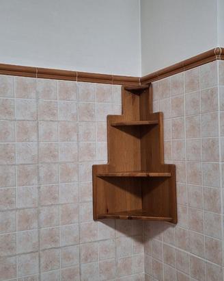 Angoliera cucina massello