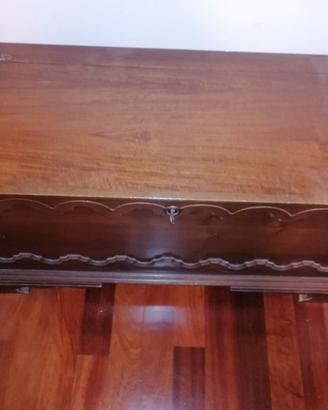 Cassapanca in legno 