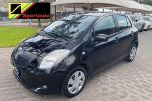 TOYOTA Yaris 1.3 5 porte Sol