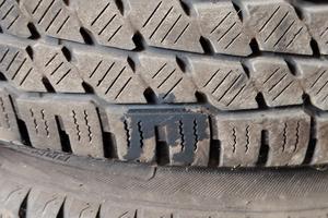 cerchi più gomme invernali