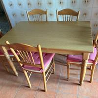 Tavolo con sedie legno