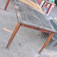 Tavolo in legno da giardino