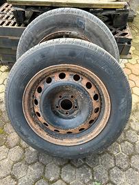 Pneumatici estivi e Cerchi 215 60 R16 Michelin