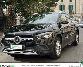 MERCEDES GLA 180 d Automatic Sport Plus