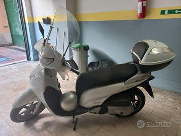 RICAMBI E MOTOTRE HONDA SH 300 KM 30.000