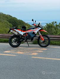 Ktm adventure 890 R ready to race