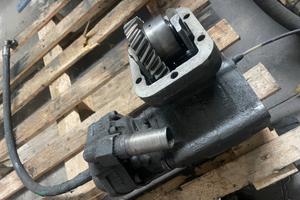 Presa di forza e pompa iveco eurocargo 8 marce