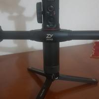 zhiyun gimble crane 2 con controlli  remoto
