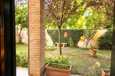 Villa di 260 m² con 5 locali e box auto a Montagna