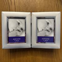 Cornice 7x10 x2 foto placcato argento e velluto