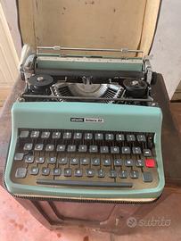 Macchina da scrivere oliveti