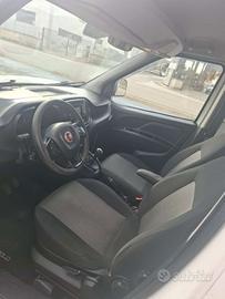 FURGONE FIAT DOBLò