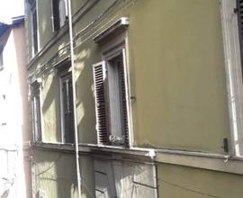AMPIO APPARTAMENTO NEL CENTRO STORICO DI SPOLETO