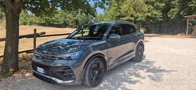 Tiguan r-line 2025 etsi 150 cv