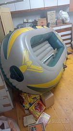 Gommone canotto gonfiabile con due remi